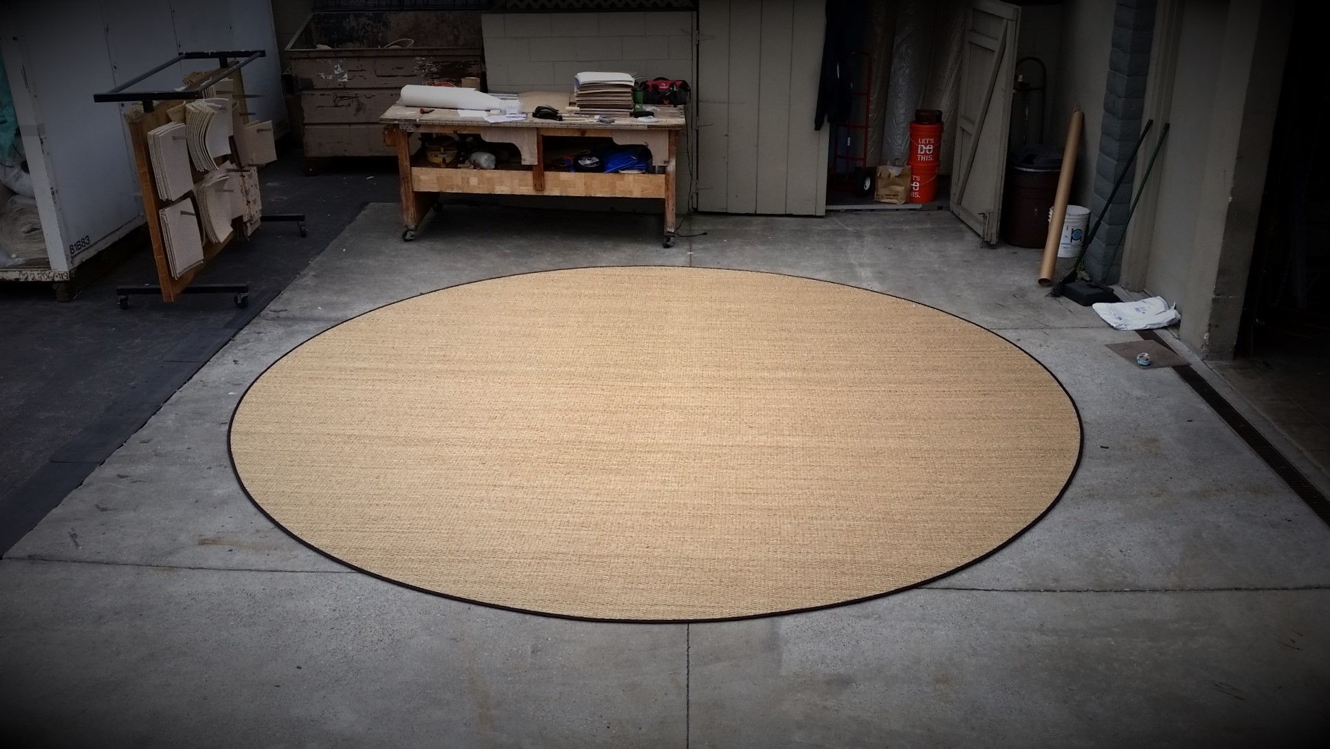 Custom cut and bound Sisal Round Area Rug